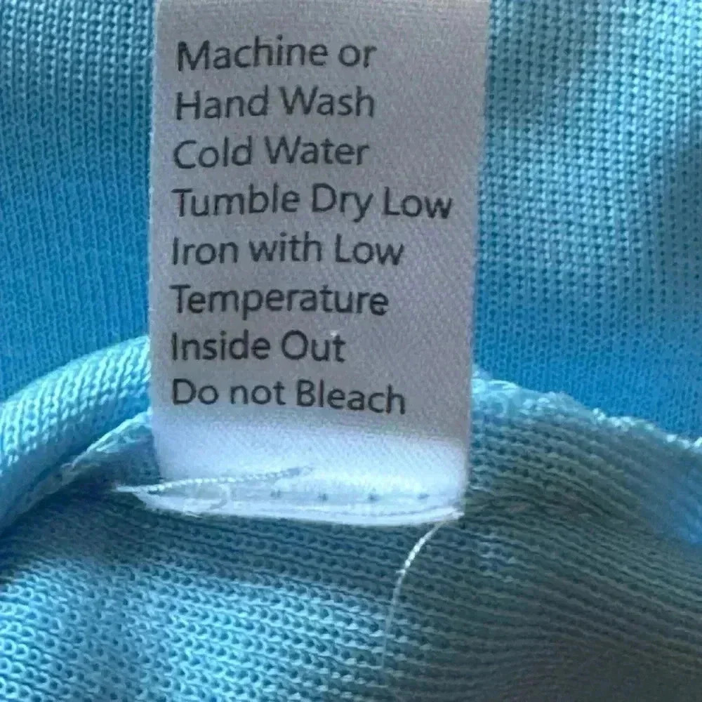 Ming Wang camisole. Matches the coat I have listed.  Worn 1x.  Smoke free. - Picture 4 of 5